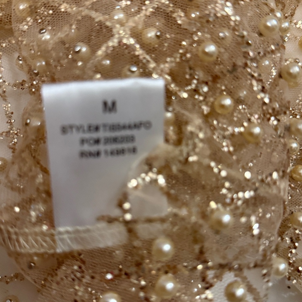 Fore Elegant Gold Pearl studded Women's Top size medium - Picture 4 of 6